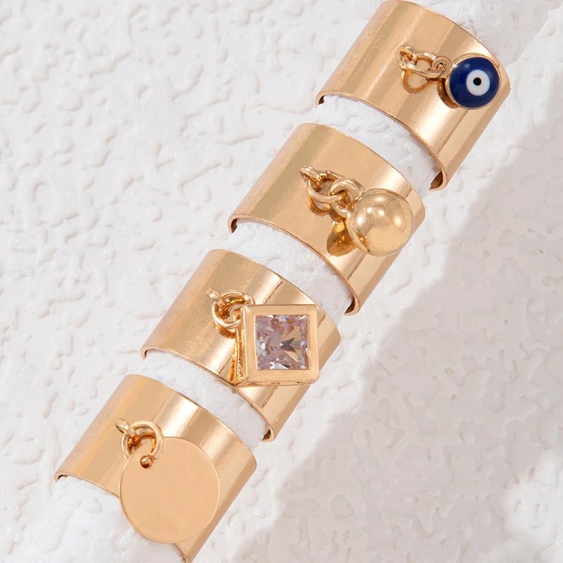 Bague Avec Pendentif Femme Ensemble De Quatre Pièces - Bijoux De Lune