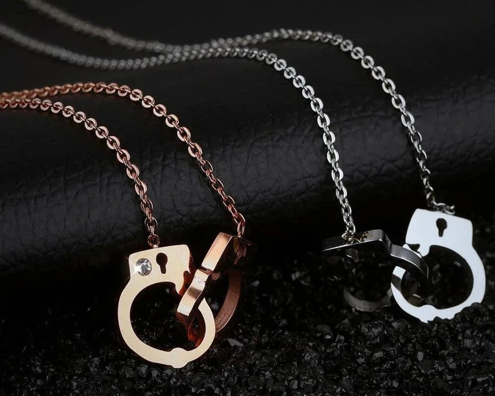 Collier Menotté Femme Pendentif Acier - Bijoux De Lune