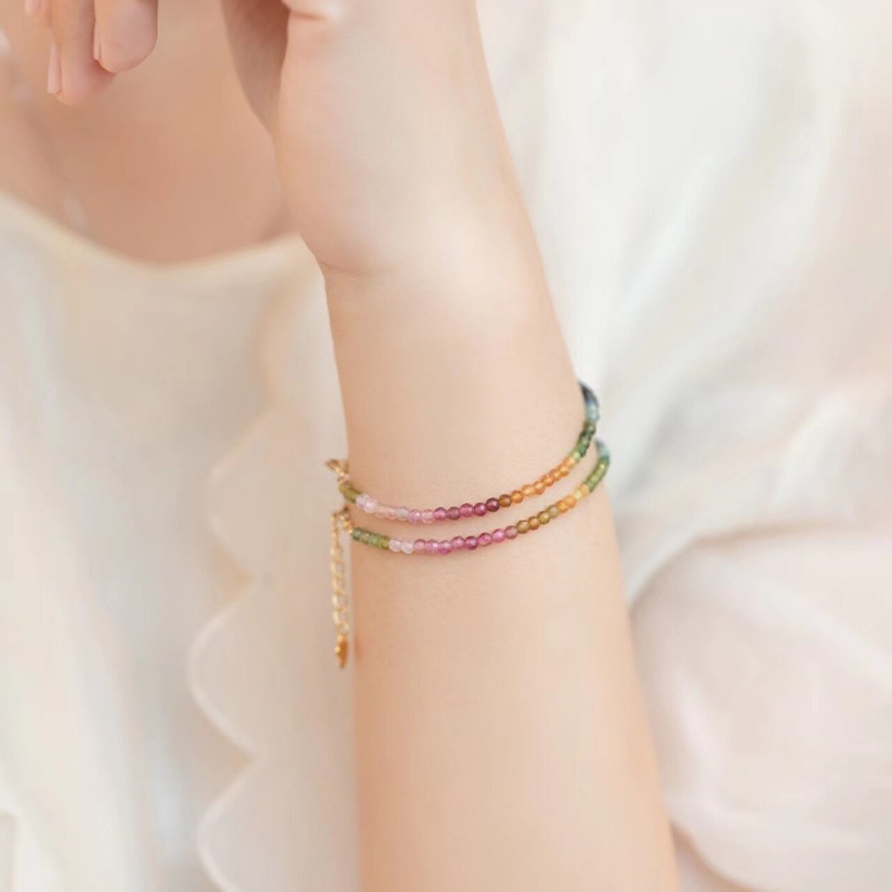 Bracelet Brésilien Tourmaline Naturelle Délicat Bracelet Perlé Coloré Plaqué Or 14K - Bijoux De Lune
