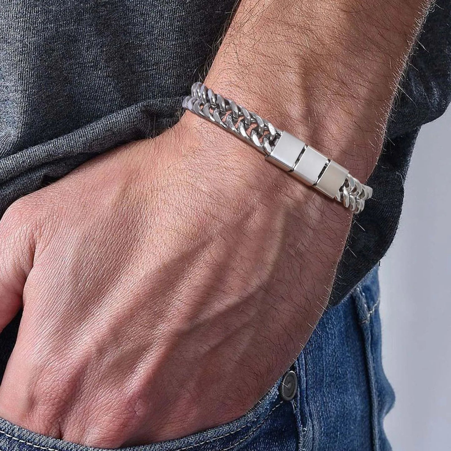 Bracelet En Acier Inoxydable Personnalisable Avec 2 à 6 Noms Gravés - Bijoux De Lune