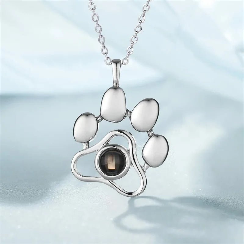 Pendentif Personnalisé Avec Projection Photo En Forme De Patte De Chien - Bijoux De Lune